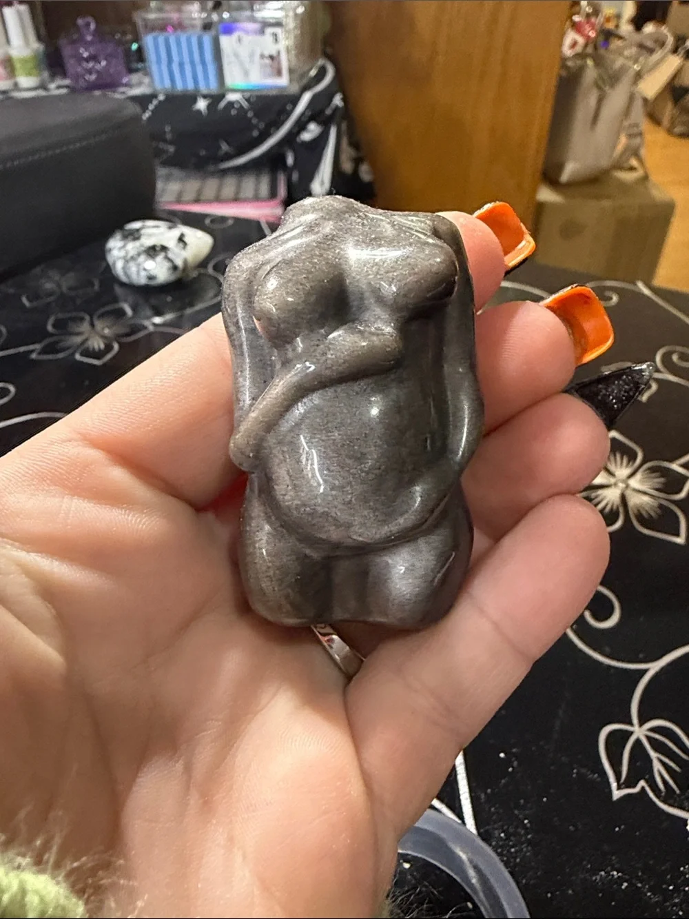 Silver obsidian women’s silhouette stone NEW